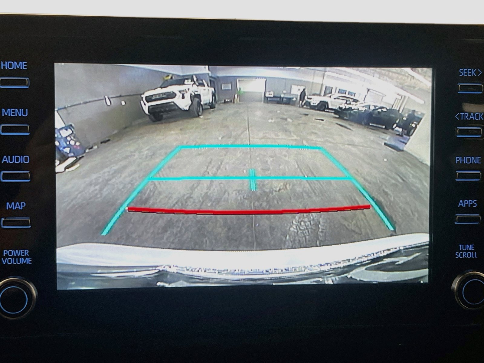 Used 2020 Toyota Corolla LE w/ Carpet Mat Package (TMS) FWD image 9