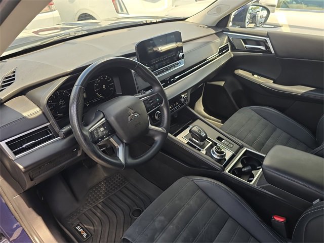 Used 2024 Mitsubishi Outlander SE image 21