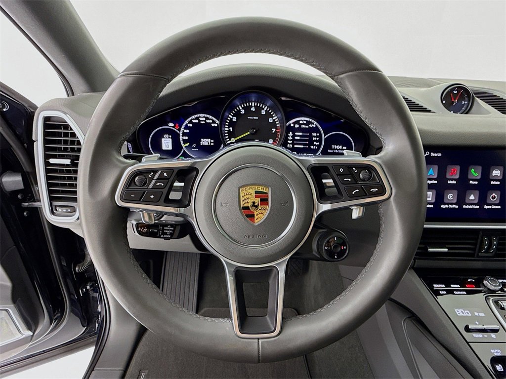Certified 2023 Porsche Cayenne Platinum Edition image 15