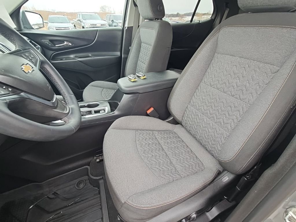 Certified 2024 Chevrolet Equinox LT w/ LPO, Floor Liner Package image 14
