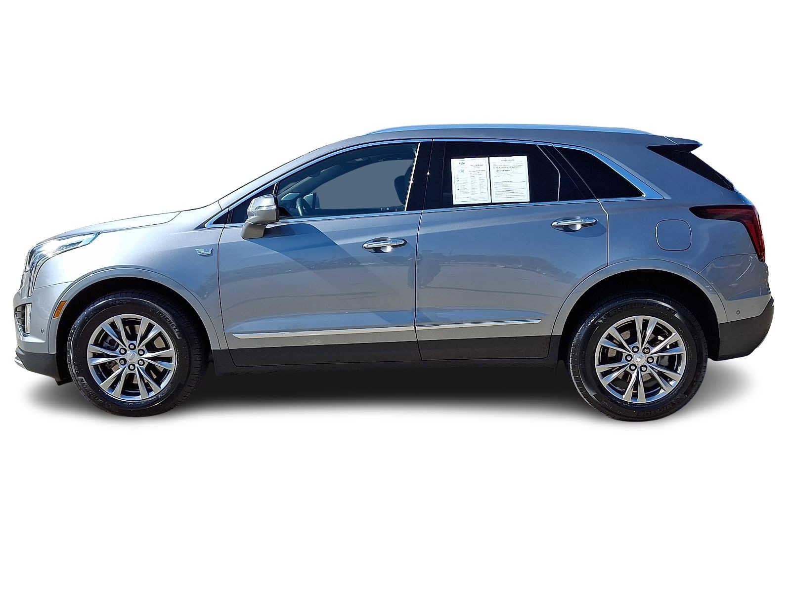 Certified 2023 Cadillac XT5 Premium Luxury w/ Technology Package image 2