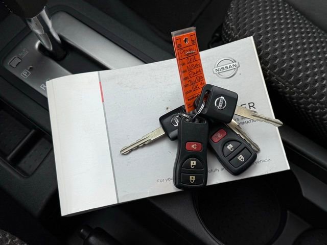 Used 2018 Nissan Frontier PRO-4X image 7