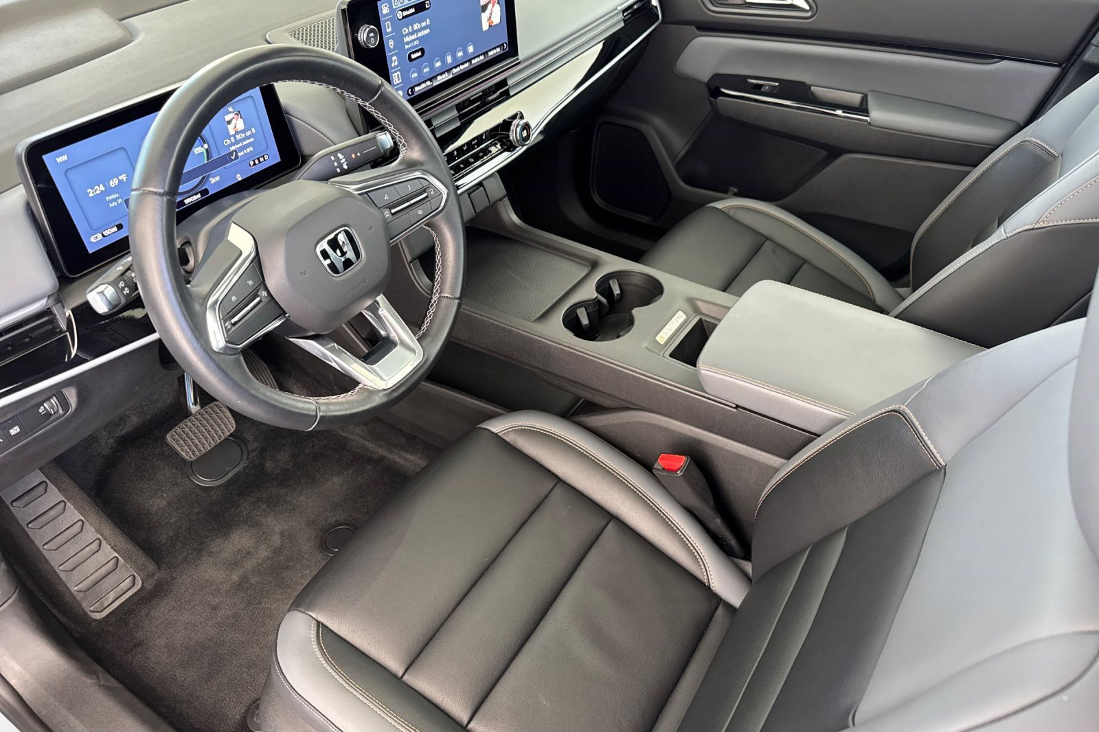 Certified 2024 Honda Prologue Touring image 4