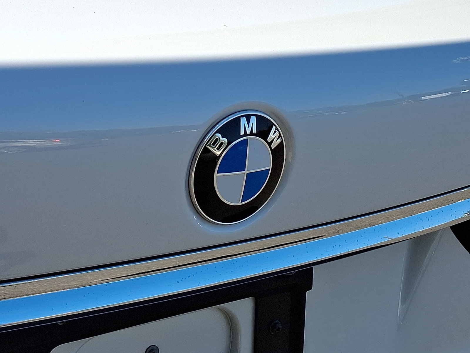 Used 2018 BMW 750i xDrive AWD/4WD image 28