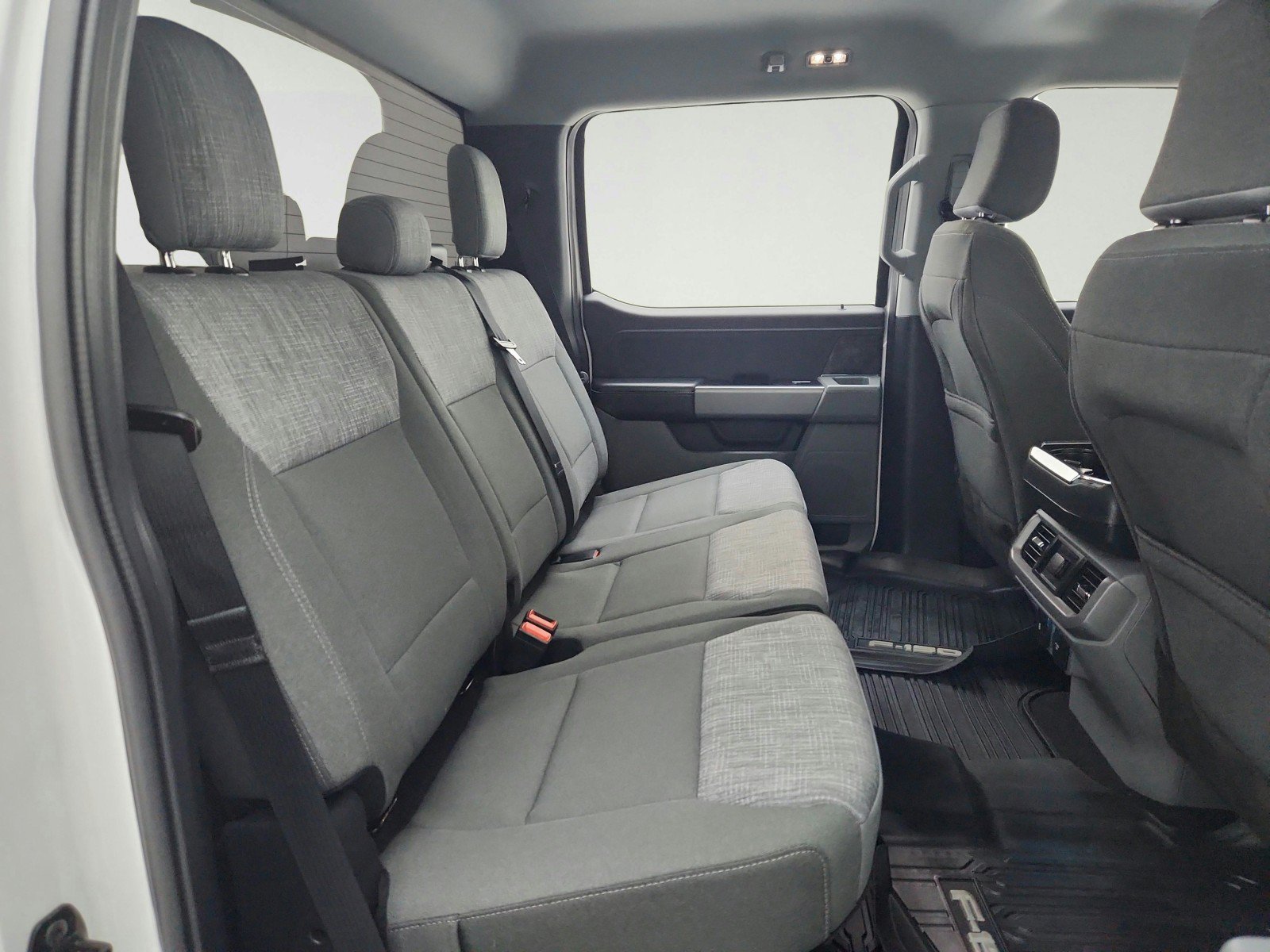 Used 2023 Ford F150 Lightning XLT AWD/4WD image 30