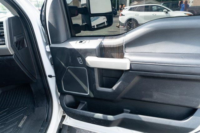 Used 2020 Ford F250 Lariat w/ Lariat Ultimate Package AWD/4WD image 43