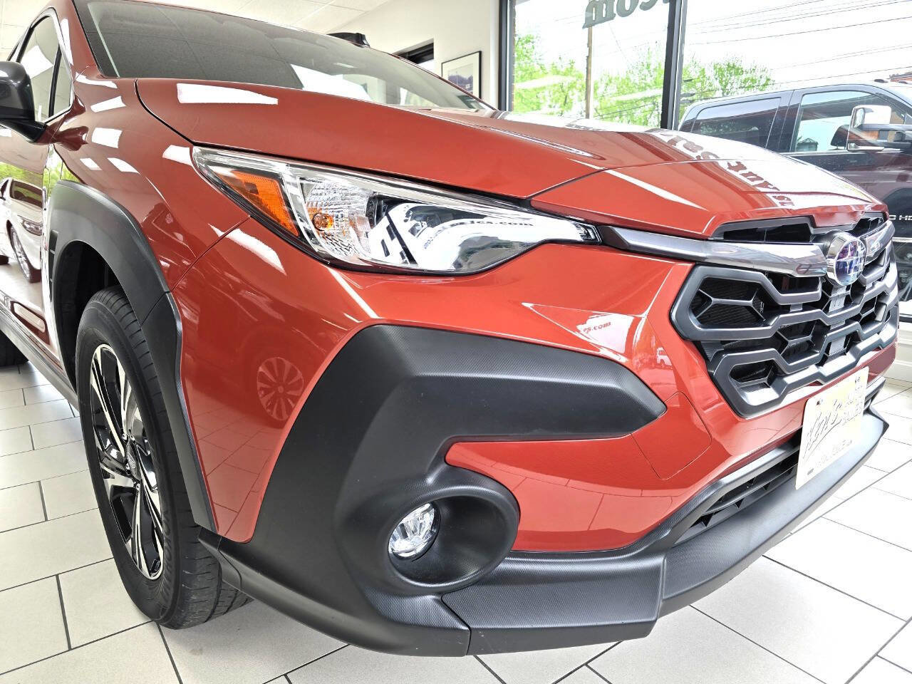 Used 2024 Subaru Crosstrek 2.0i Premium AWD/4WD image 5