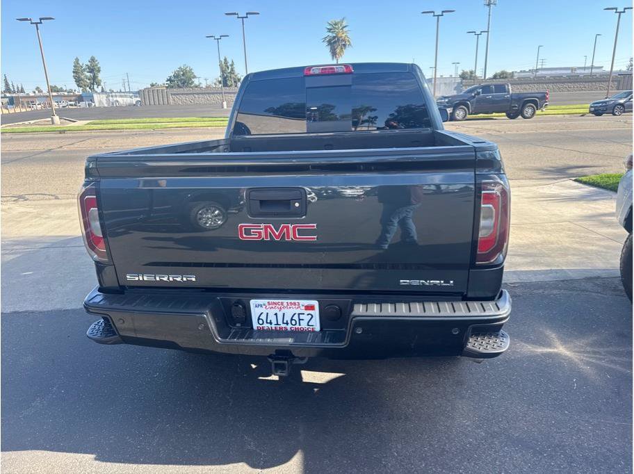 Used 2017 GMC Sierra 1500 Denali RWD image 6