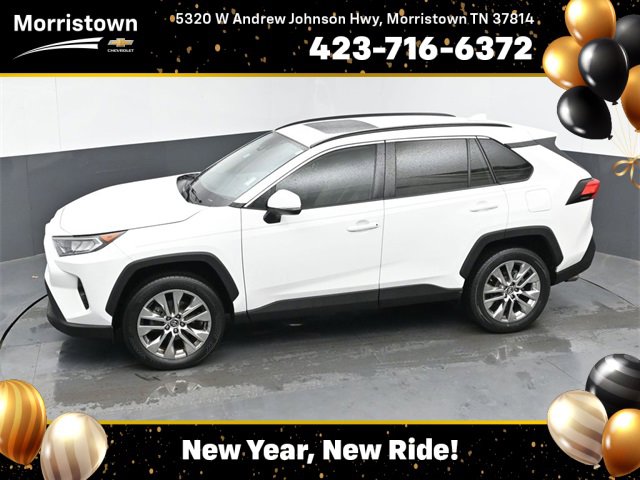 Used 2020 Toyota RAV4 XLE Premium image 1