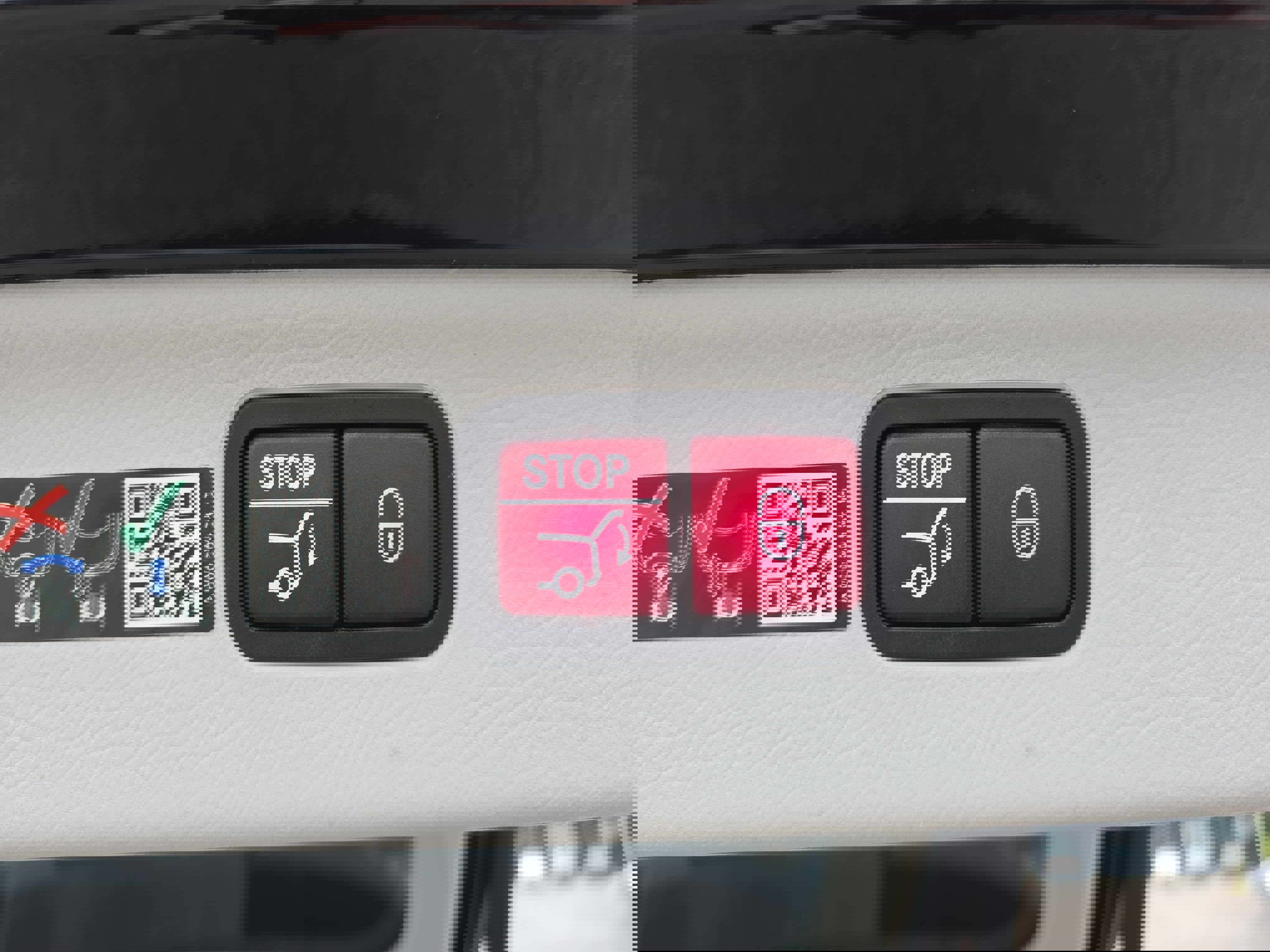 Certified 2023 Mercedes-Benz EQS 580 4MATIC SUV image 13