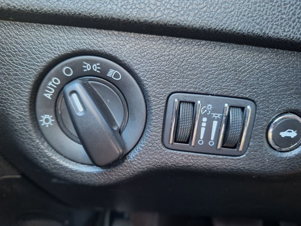 Used 2023 Dodge Charger GT image 11