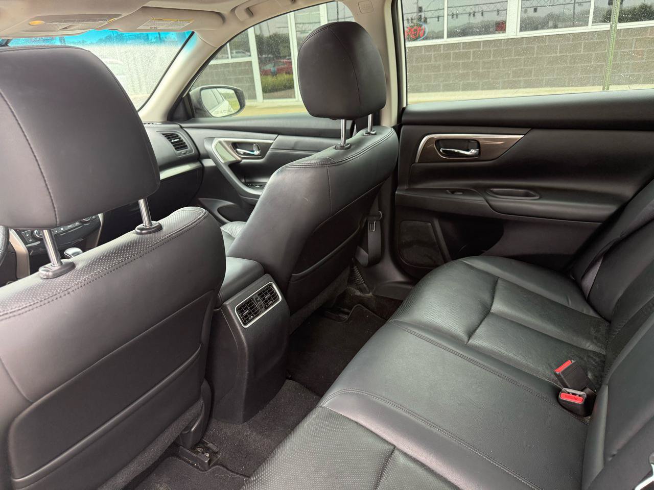Used 2015 Nissan Altima 2.5 SL w/ Moonroof Package FWD image 12