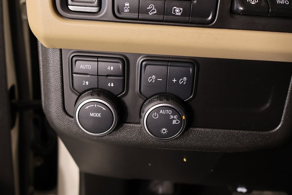 Used 2023 Chevrolet Tahoe Premier image 8