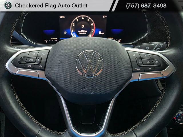 Used 2022 Volkswagen Taos SE FWD image 14