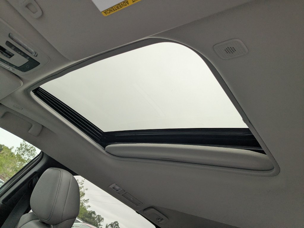 New 2026 Toyota Sienna XLE FWD image 18