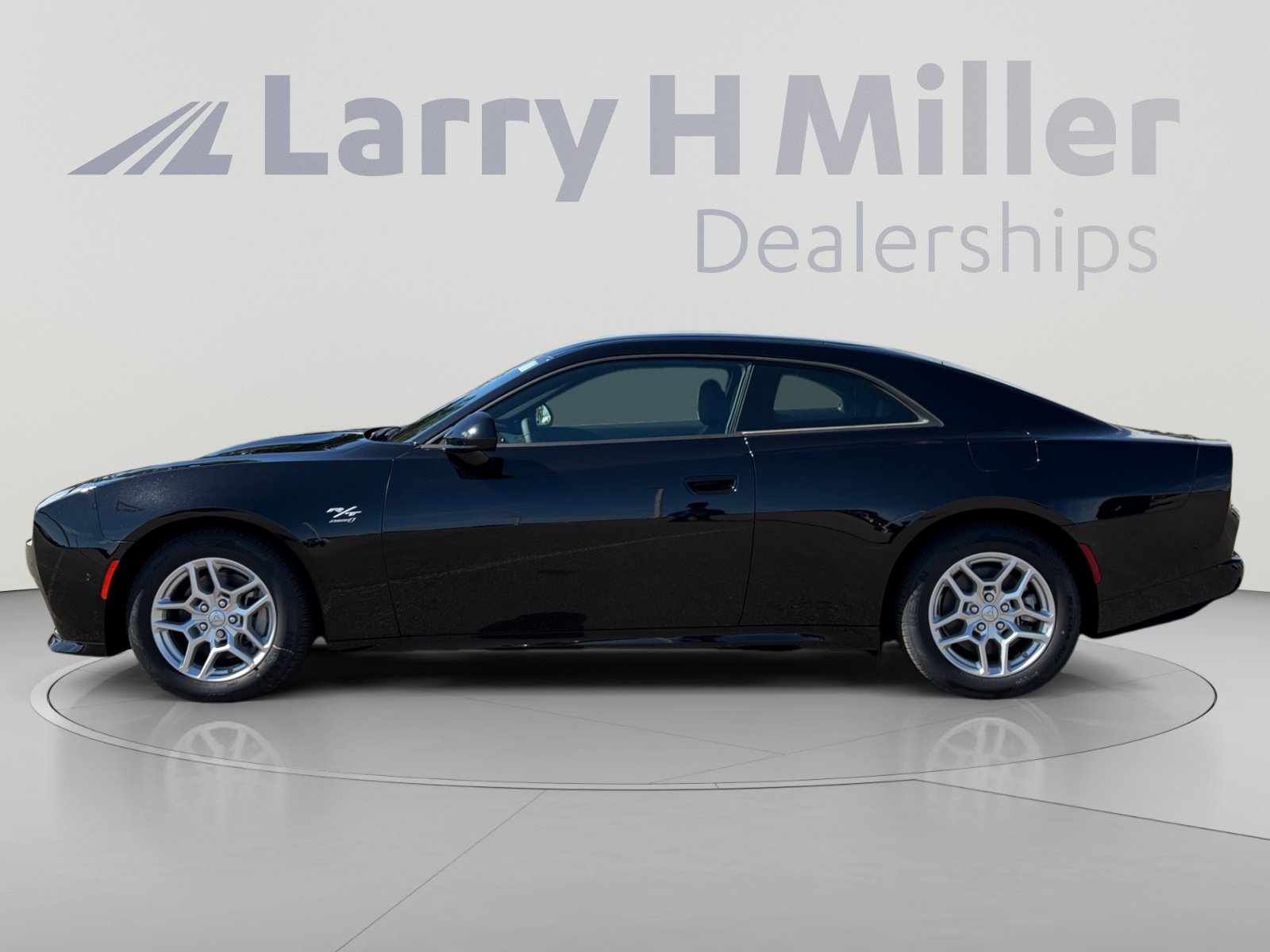 New 2025 Dodge Charger Daytona R/T w/ Quick Order Package 25M R/T AWD/4WD image 3