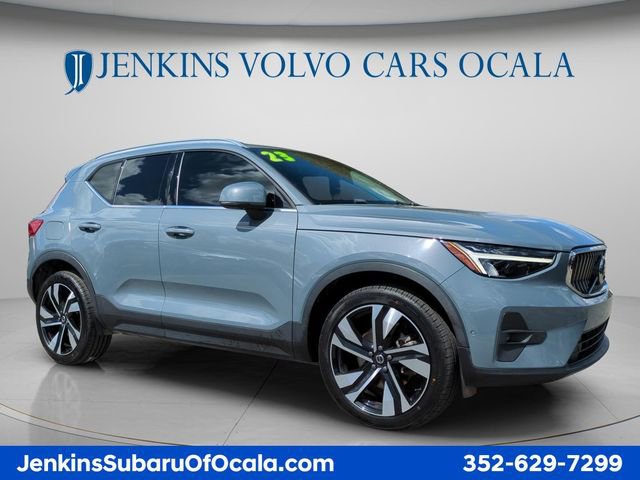 Used 2023 Volvo XC40 B5 Plus w/ Protection Package Premier