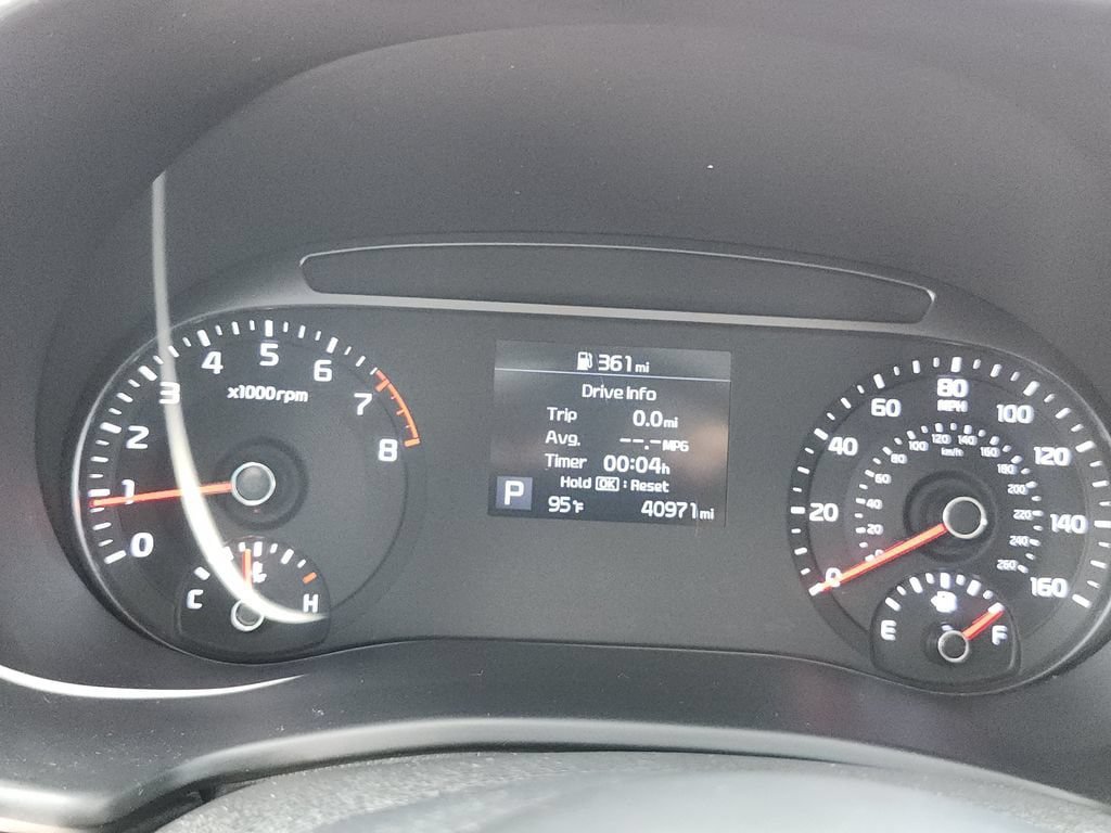 Certified 2021 Kia Soul LX FWD image 29