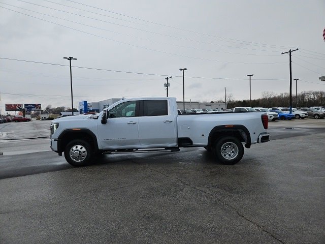 New 2026 GMC Sierra 3500 Denali w/ Denali Reserve Package image 9
