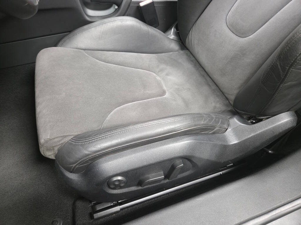 Used 2008 Audi TT 2.0T FWD image 31