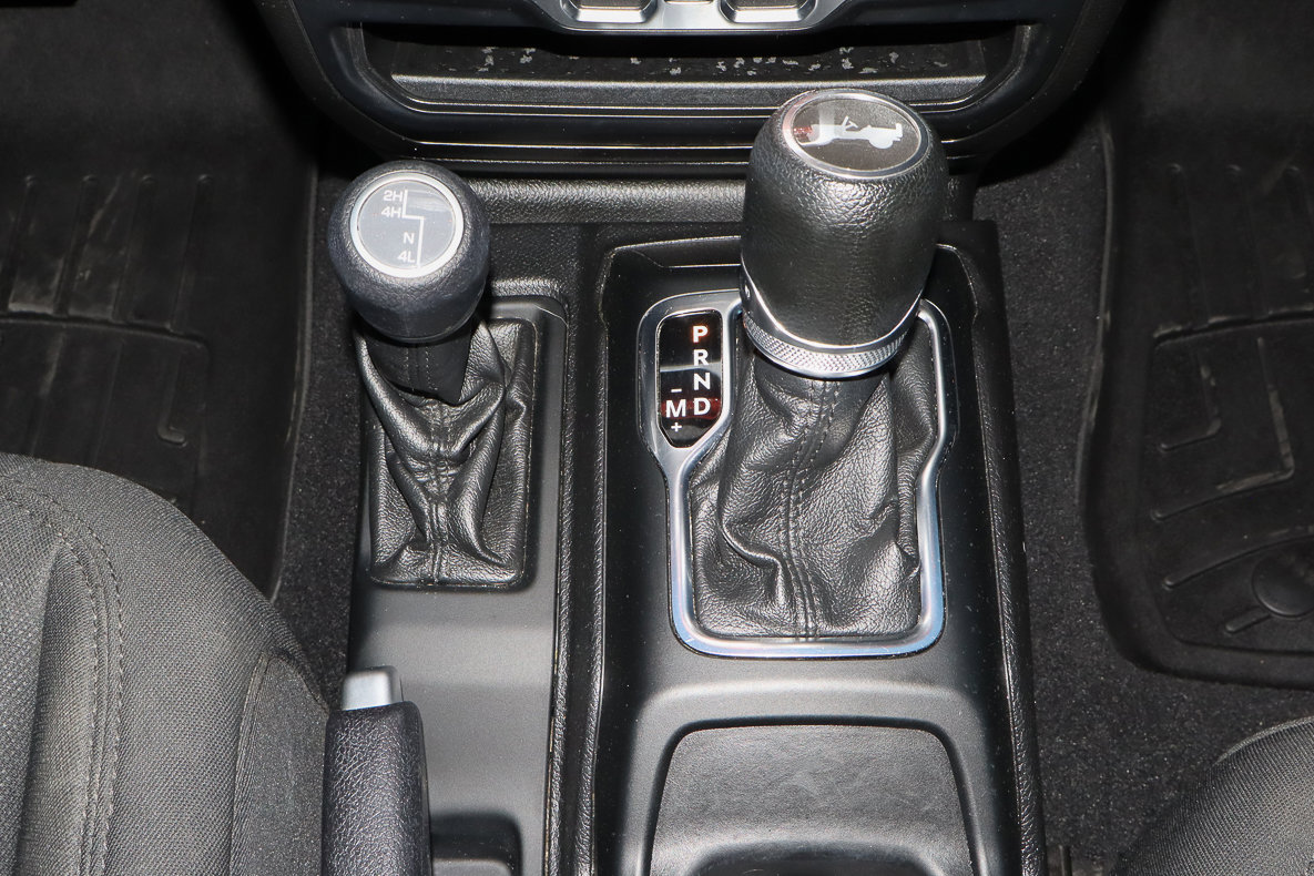 Used 2020 Jeep Wrangler Unlimited Sport image 25