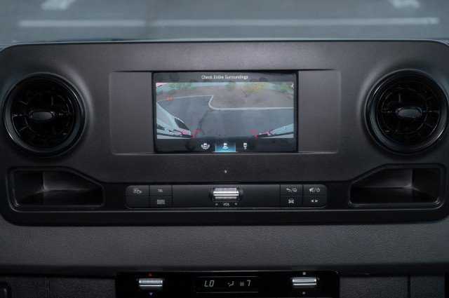 Used 2024 Mercedes-Benz Sprinter 2500 image 31