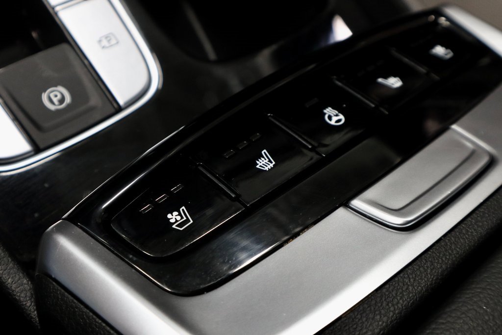 Used 2024 Hyundai Santa Cruz Limited image 5