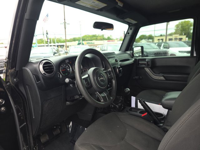 Used 2017 Jeep Wrangler Sport w/ Trailer Tow Group AWD/4WD image 14