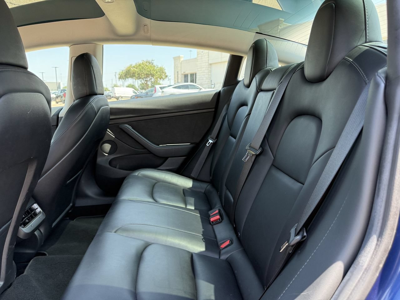 Used 2022 Tesla Model 3 Long Range AWD/4WD image 24