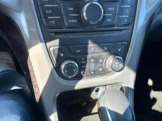 Used 2014 Buick Verano Convenience FWD image 21