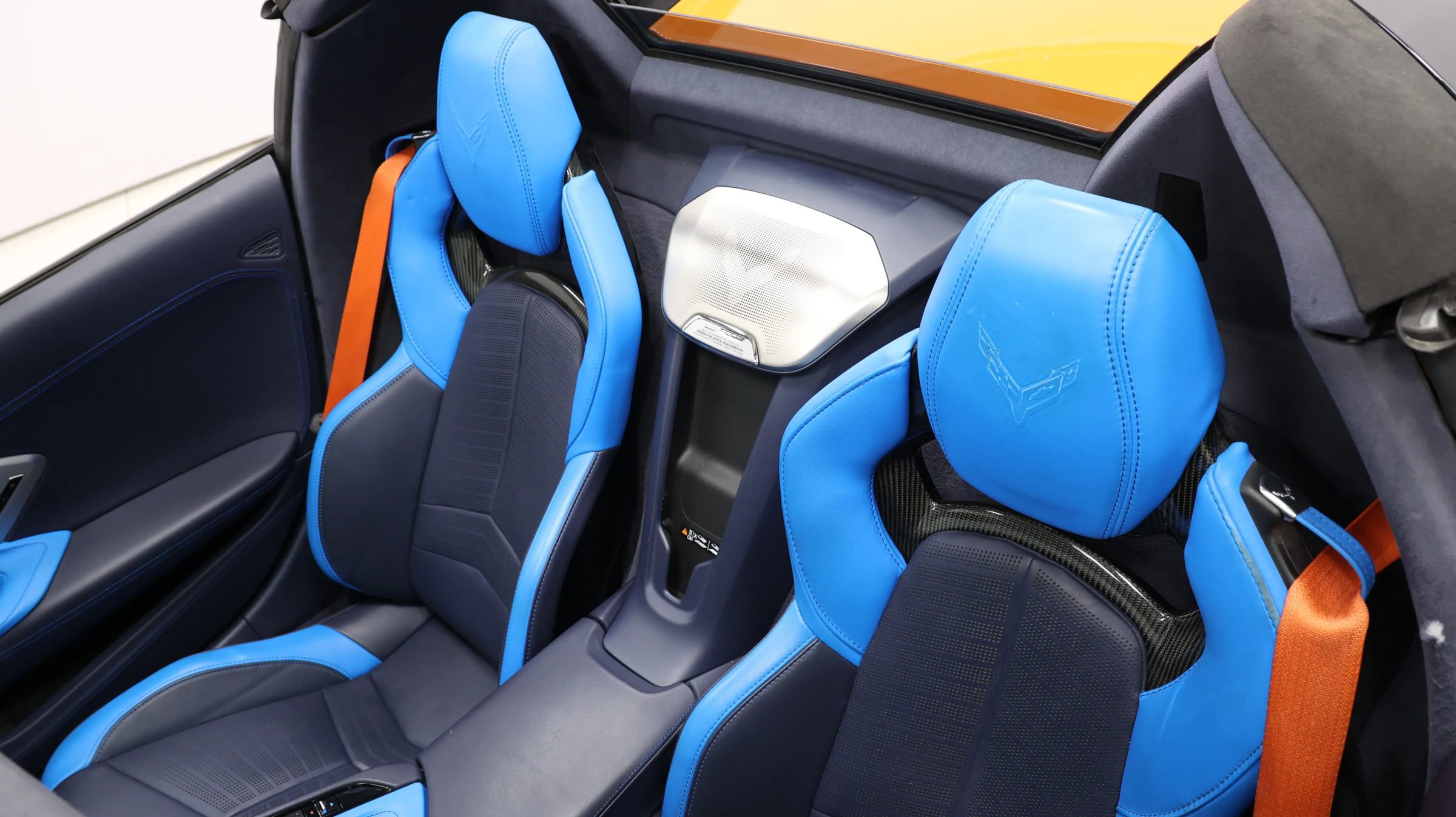 Used 2022 Chevrolet Corvette Stingray Premium Conv w/ Z51 Performance Package image 4