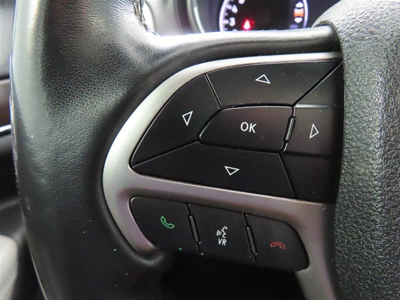 Used 2018 Jeep Grand Cherokee Limited AWD/4WD image 25