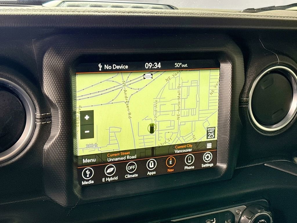 Used 2023 Jeep Wrangler Unlimited Sahara w/ Cold Weather Group image 16