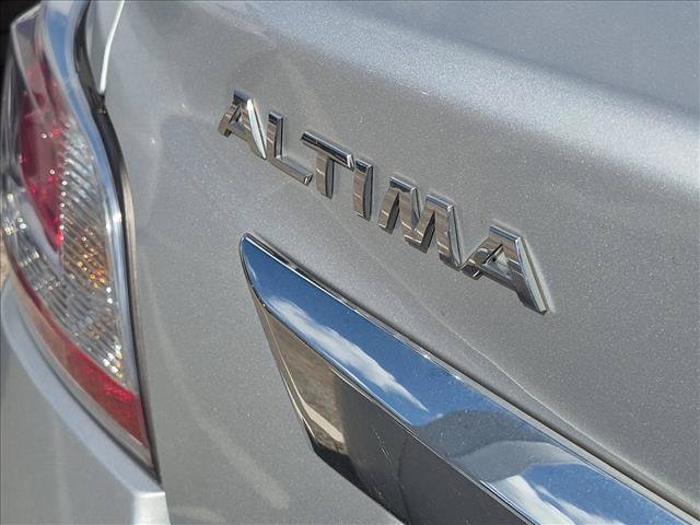 Used 2014 Nissan Altima 2.5 S FWD image 11