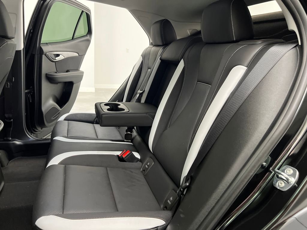 Used 2024 Buick Envision Sport Touring image 14