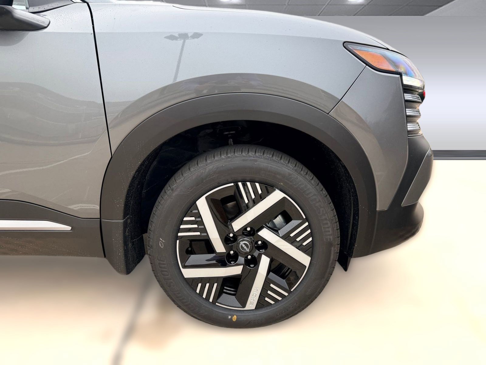 New 2026 Nissan Kicks SV w/ Charging Package image 10