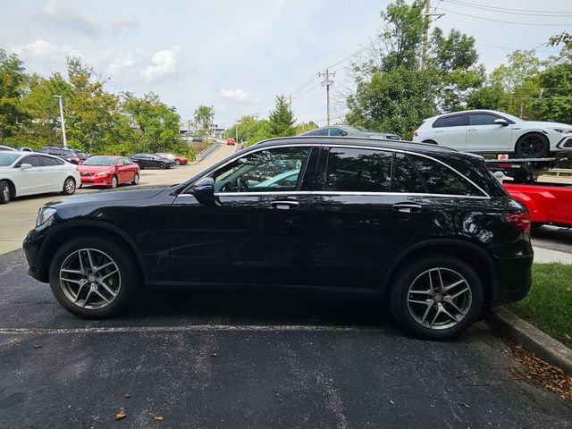 Certified 2016 Mercedes-Benz GLC 300 4MATIC image 3