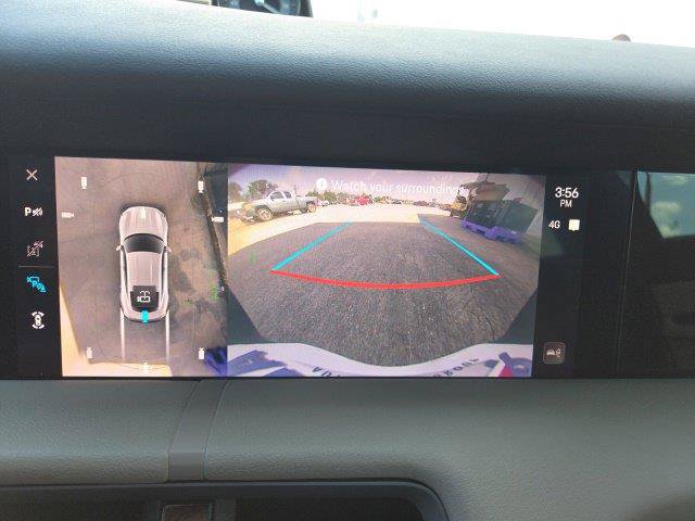 Used 2025 Porsche Taycan RWD image 38