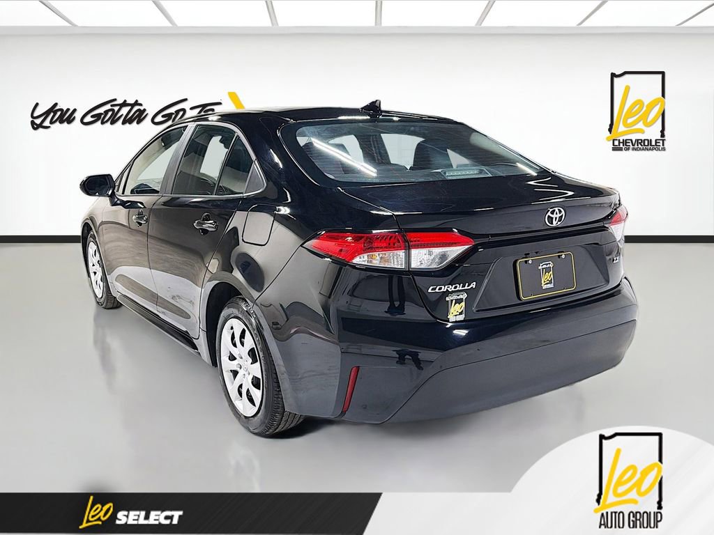 Used 2024 Toyota Corolla LE image 7