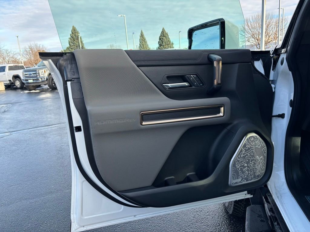 New 2025 GMC Hummer EV 3X w/ Battery Pack, 24 Module Pack image 12