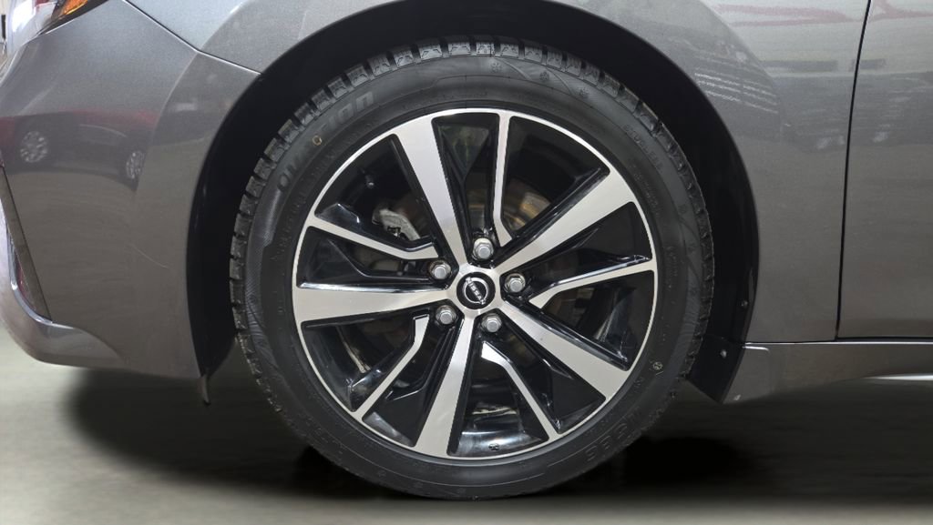 Used 2023 Nissan Maxima SL FWD image 30