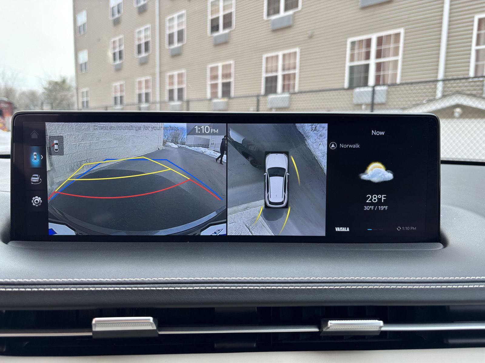 Used 2023 Genesis GV70 3.5T Sport w/ Sport Prestige Package image 18