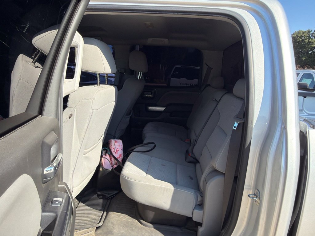 Used 2018 Chevrolet Silverado 1500 LT w/ Texas Edition RWD image 7