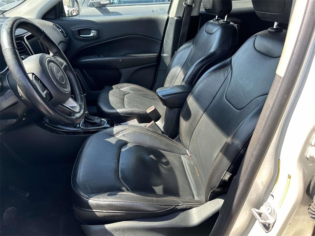 Used 2019 Jeep Compass Limited image 18