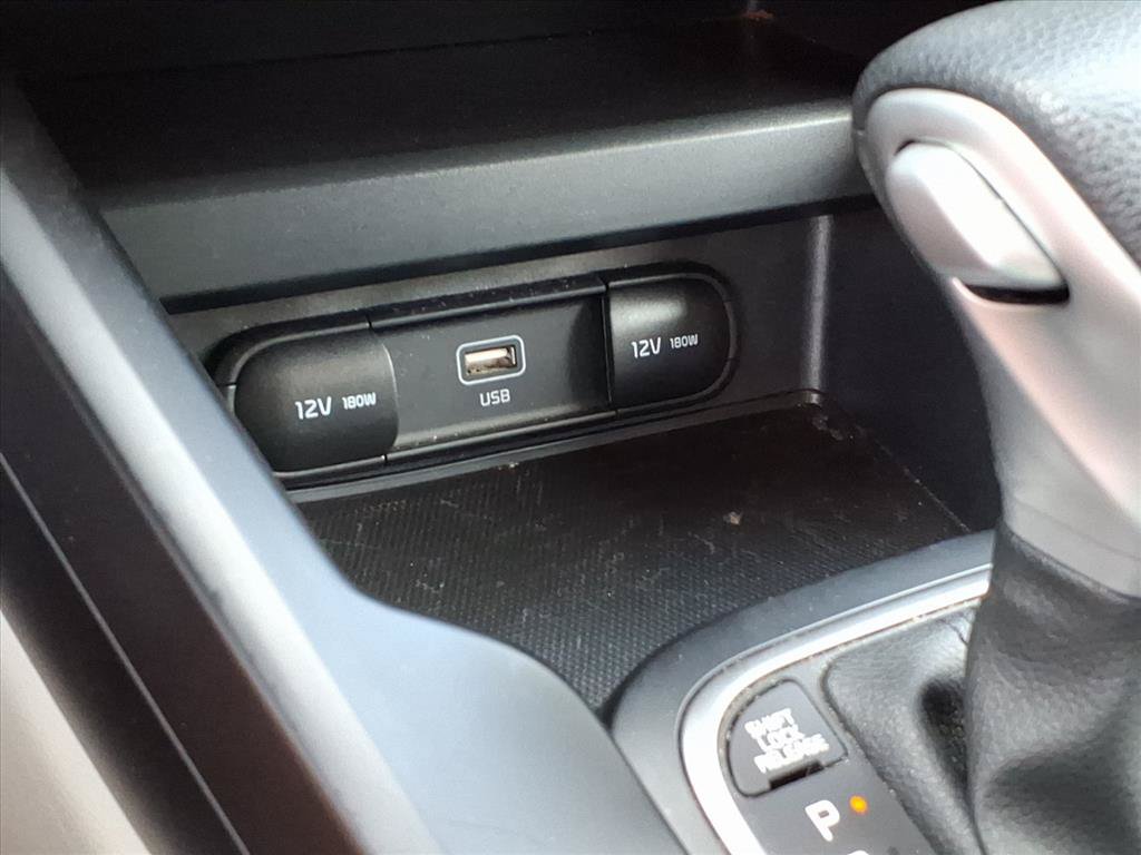 Used 2023 Kia Soul LX FWD image 30