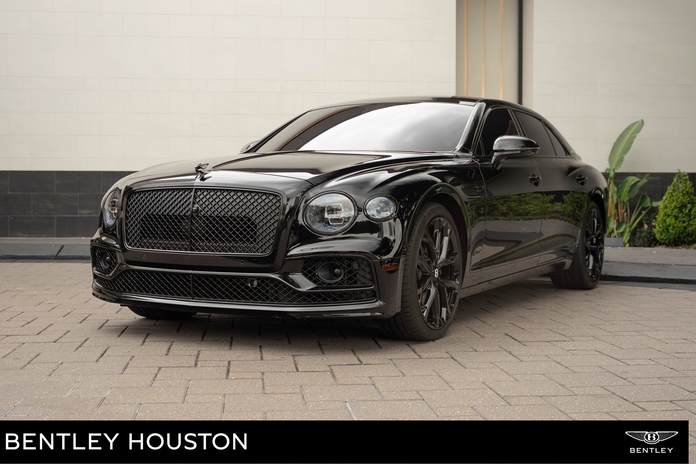 Used 2024 Bentley Flying Spur W12 AWD/4WD image 1
