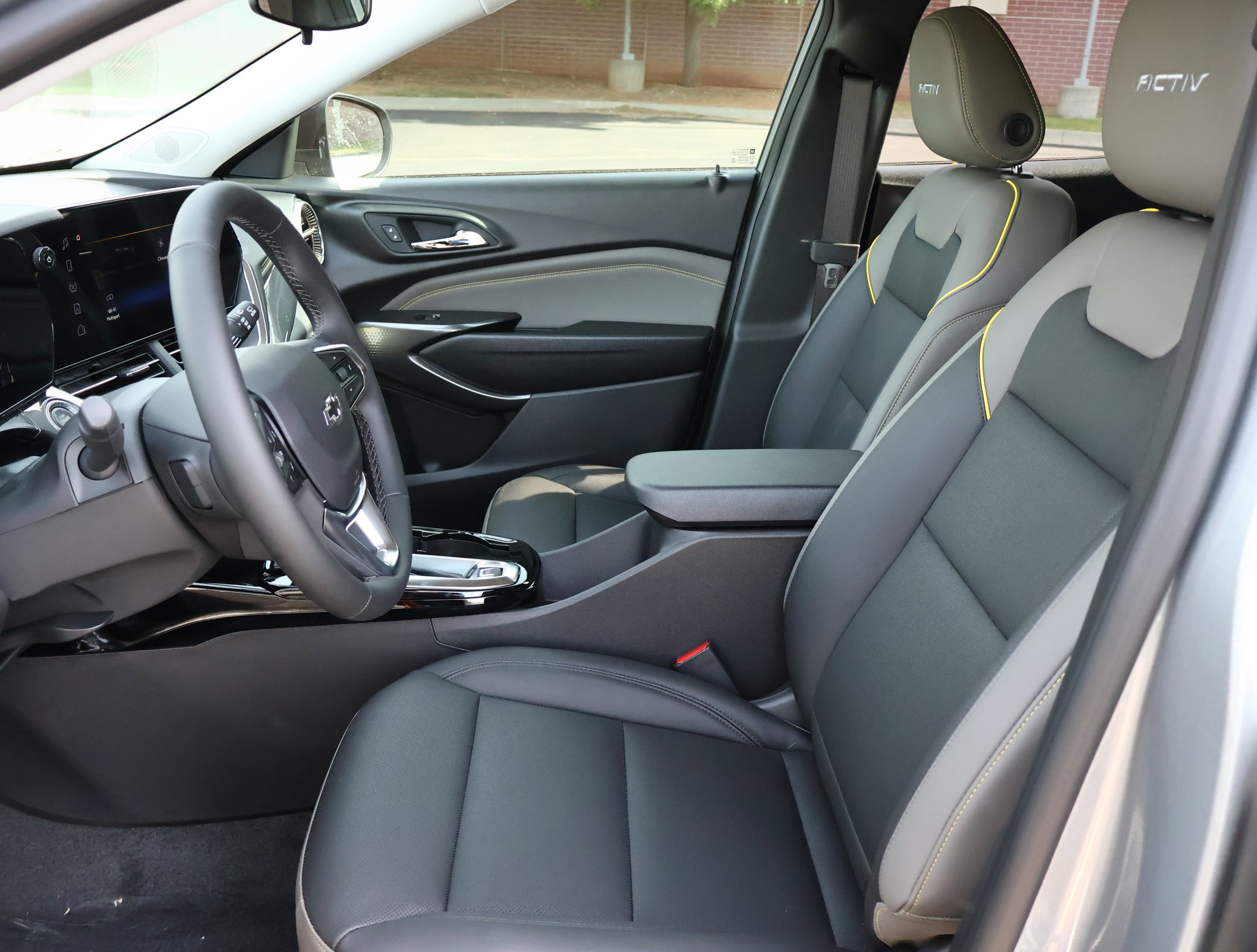 New 2026 Chevrolet Trax ACTIV w/ Driver Confidence Package FWD image 10
