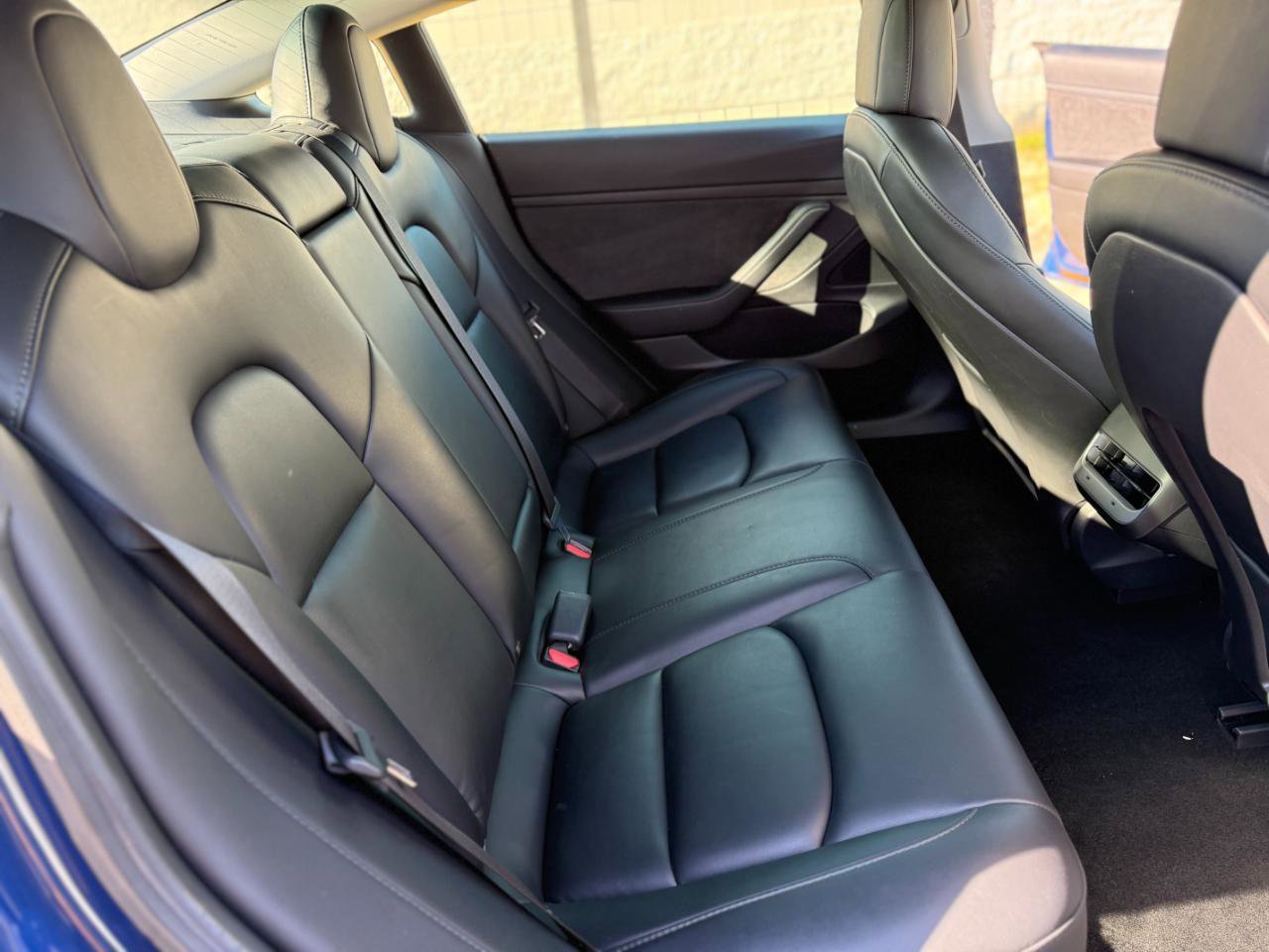 Used 2021 Tesla Model 3 Standard Range Plus image 13