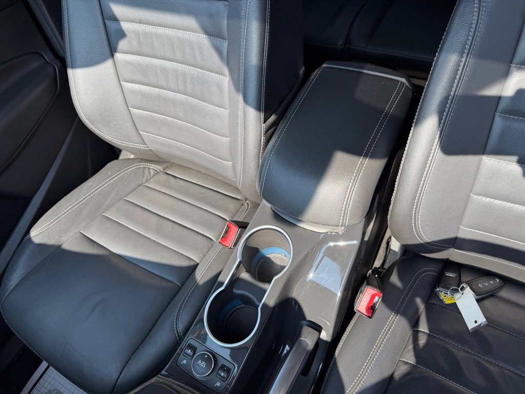 Used 2015 Ford Escape Titanium image 48