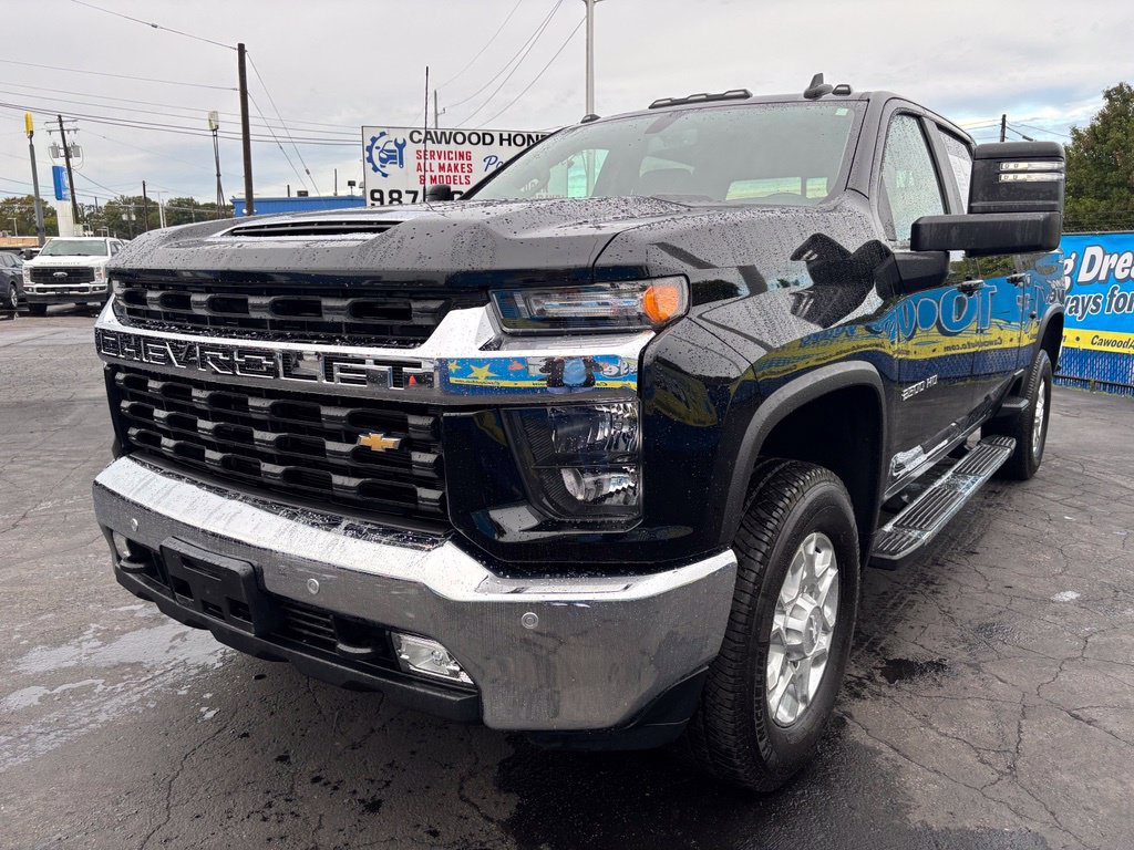 Used 2020 Chevrolet Silverado 2500 LT w/ True North Edition AWD/4WD image 8